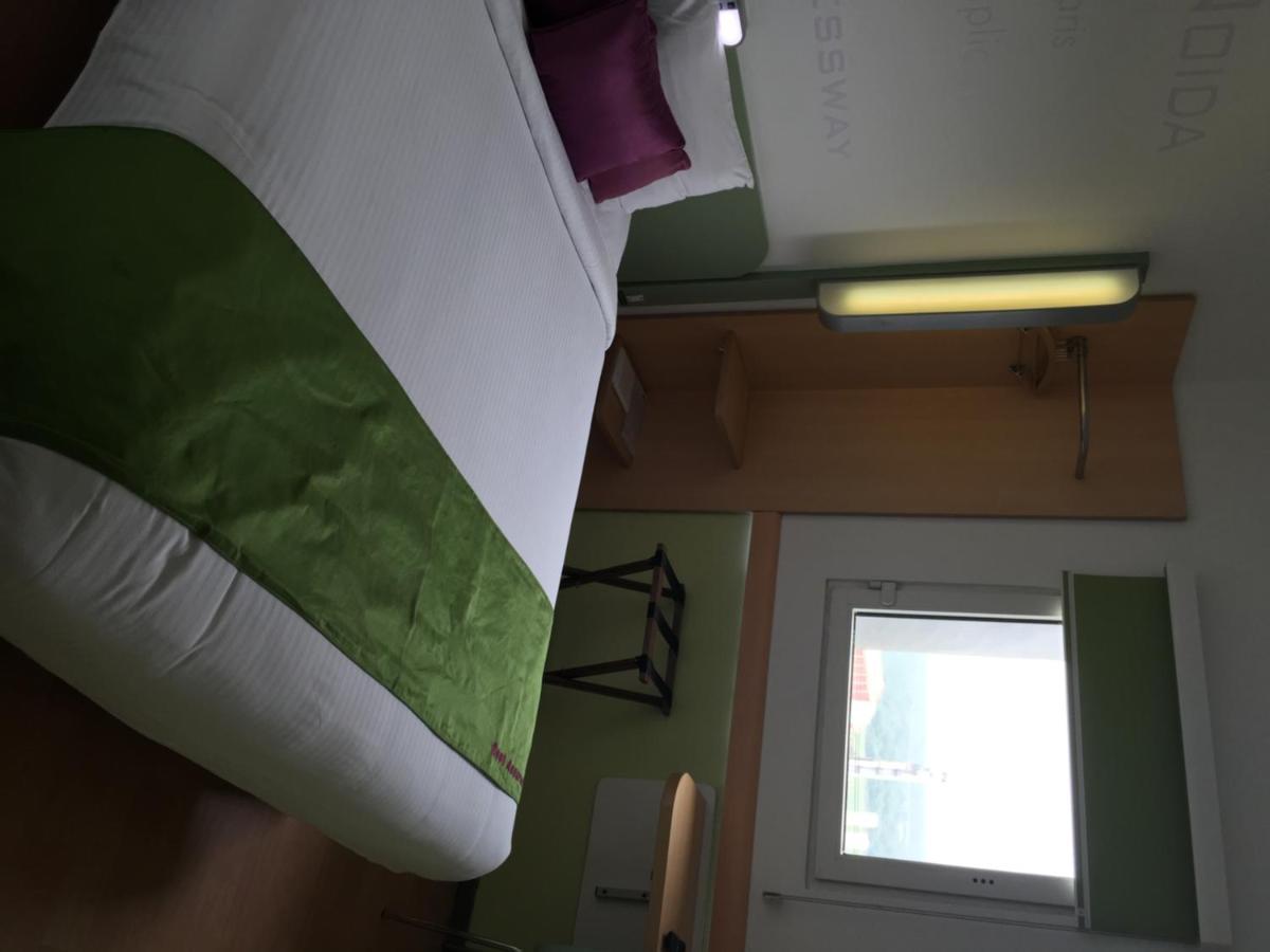 Hotel Caspia Pro Велика Нойда Екстер'єр фото