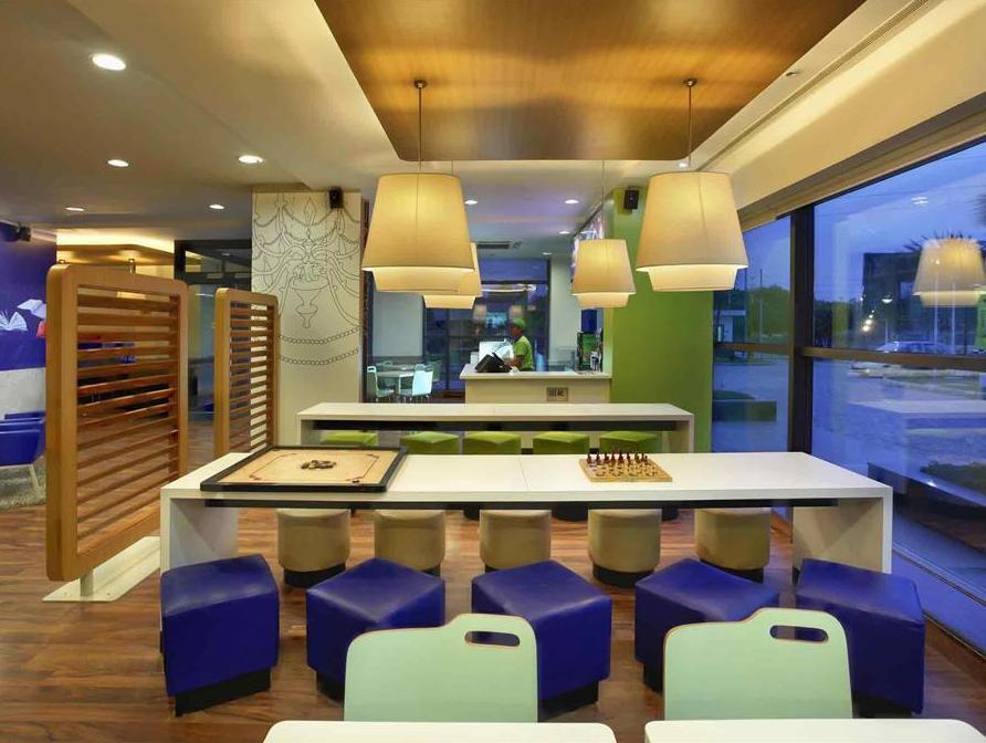 Hotel Caspia Pro Велика Нойда Екстер'єр фото