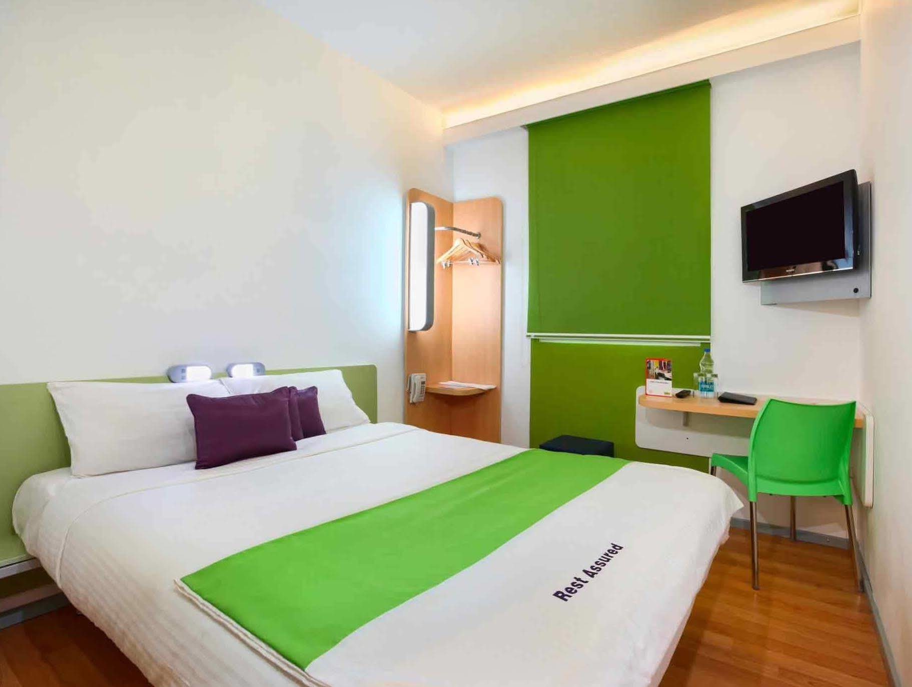 Hotel Caspia Pro Велика Нойда Екстер'єр фото